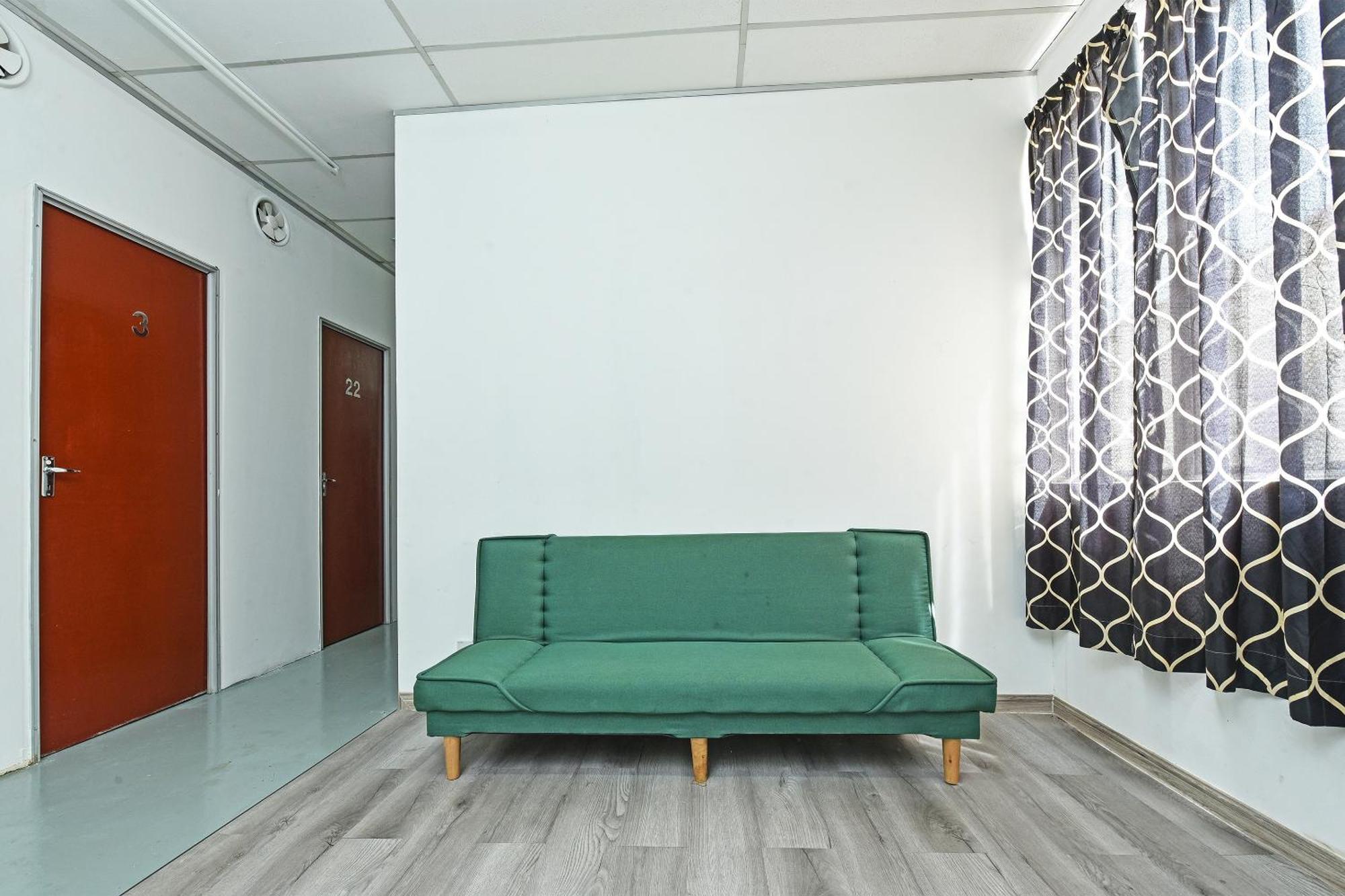 Spot On 90500 Sri Rampai Metro Hostel Kuala Lumpur Bagian luar foto